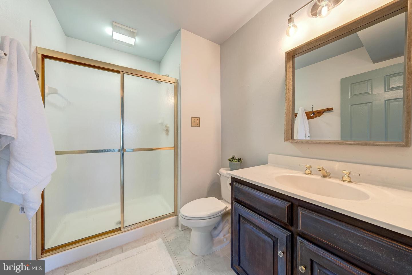 21250 DUBOIS CT, ASHBURN, Virginia 20147, 5 Bedrooms Bedrooms, 9 Rooms Rooms,4 BathroomsBathrooms,Residential,For sale,21250 DUBOIS CT,VALO2107432 MLS # VALO2107432