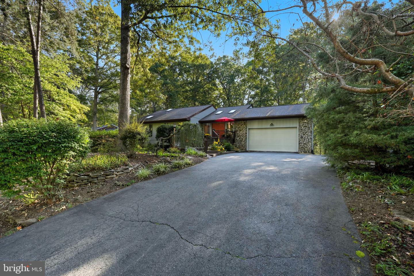 10725 RIVER RUN DR, MANASSAS, Virginia 20112, 4 Bedrooms Bedrooms, ,3 BathroomsBathrooms,Residential,For sale,10725 RIVER RUN DR,VAPW2104612 MLS # VAPW2104612