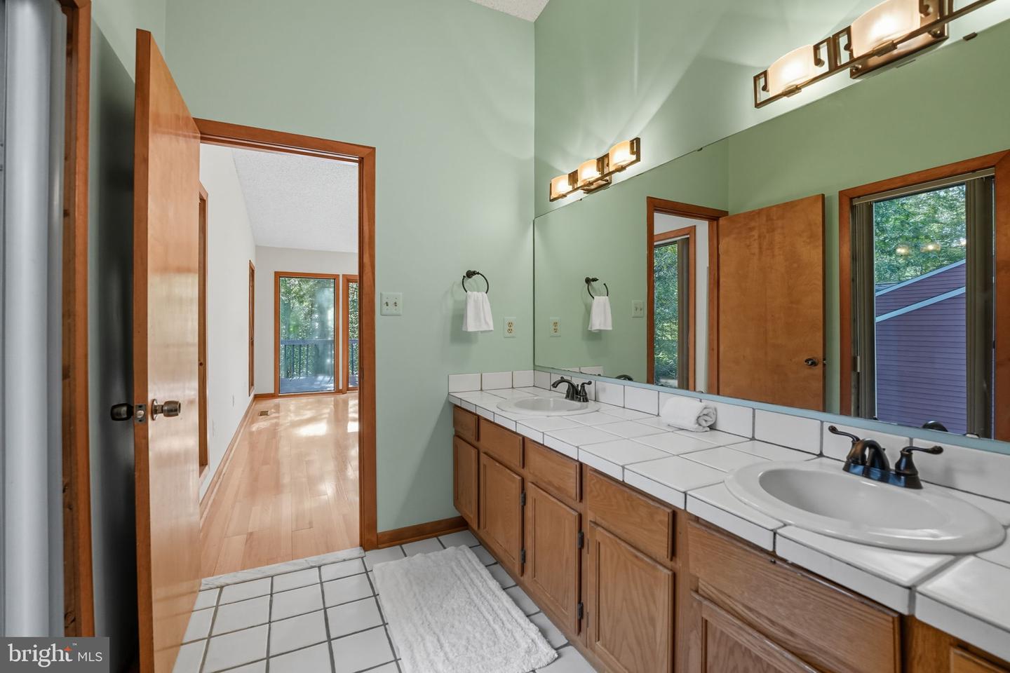 10725 RIVER RUN DR, MANASSAS, Virginia 20112, 4 Bedrooms Bedrooms, ,3 BathroomsBathrooms,Residential,For sale,10725 RIVER RUN DR,VAPW2104612 MLS # VAPW2104612