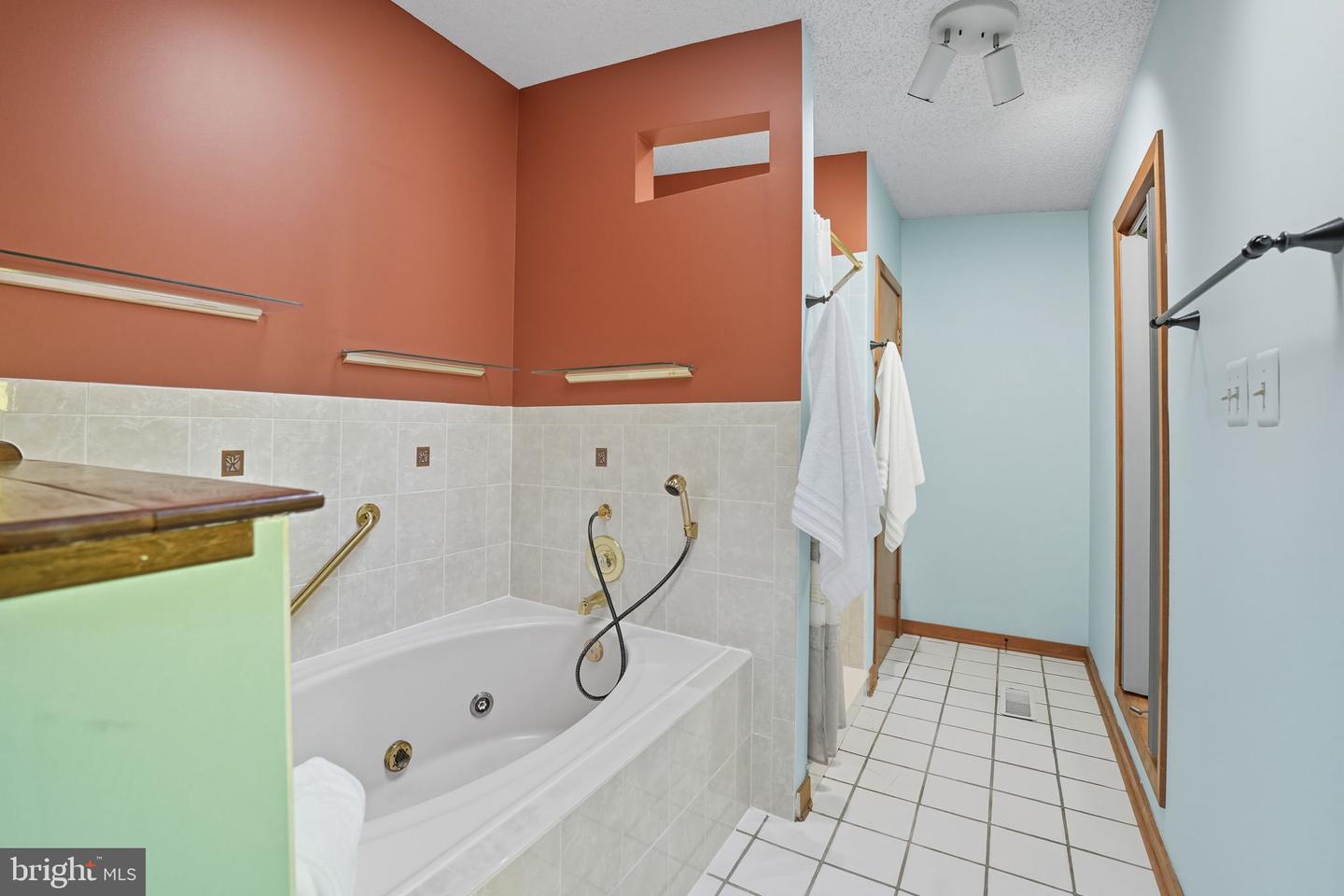 10725 RIVER RUN DR, MANASSAS, Virginia 20112, 4 Bedrooms Bedrooms, ,3 BathroomsBathrooms,Residential,For sale,10725 RIVER RUN DR,VAPW2104612 MLS # VAPW2104612