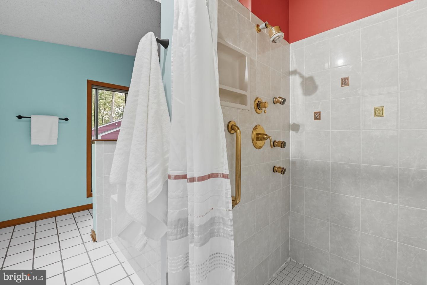 10725 RIVER RUN DR, MANASSAS, Virginia 20112, 4 Bedrooms Bedrooms, ,3 BathroomsBathrooms,Residential,For sale,10725 RIVER RUN DR,VAPW2104612 MLS # VAPW2104612
