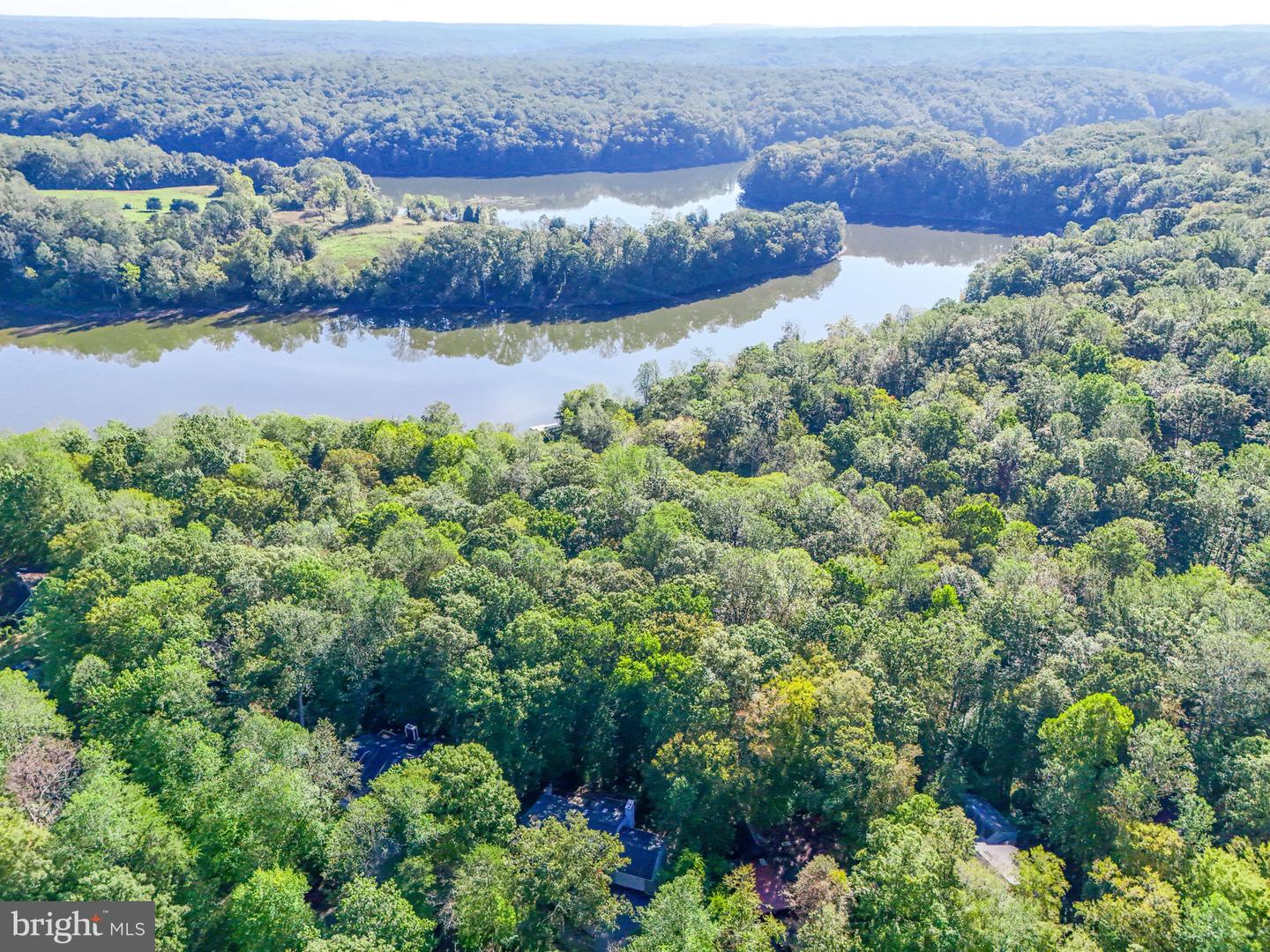 10725 RIVER RUN DR, MANASSAS, Virginia 20112, 4 Bedrooms Bedrooms, ,3 BathroomsBathrooms,Residential,For sale,10725 RIVER RUN DR,VAPW2104612 MLS # VAPW2104612