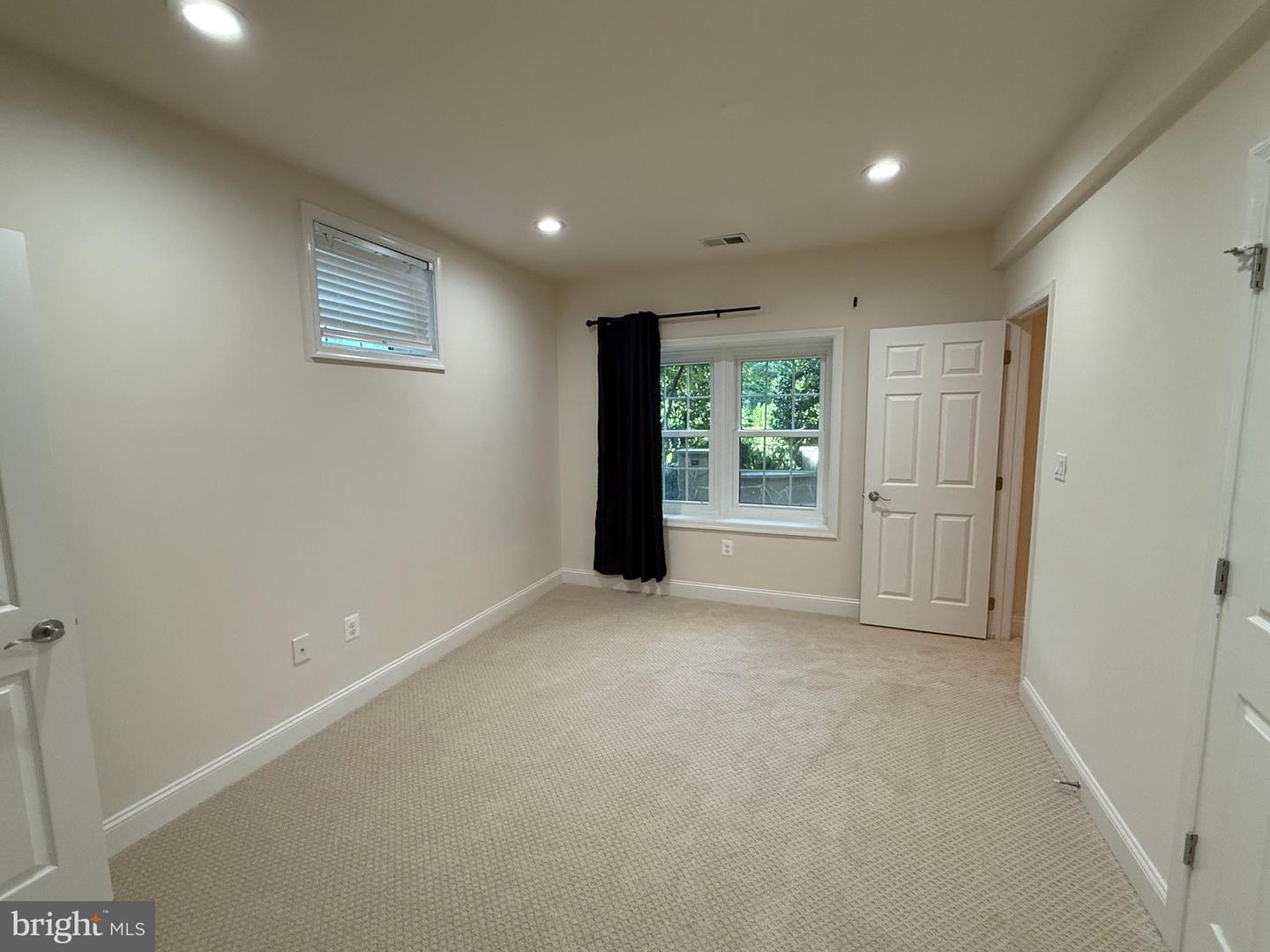 11780 CHANCEFORD DR, WOODBRIDGE, Virginia 22192, 6 Bedrooms Bedrooms, ,5 BathroomsBathrooms,Residential,For sale,11780 CHANCEFORD DR,VAPW2104618 MLS # VAPW2104618