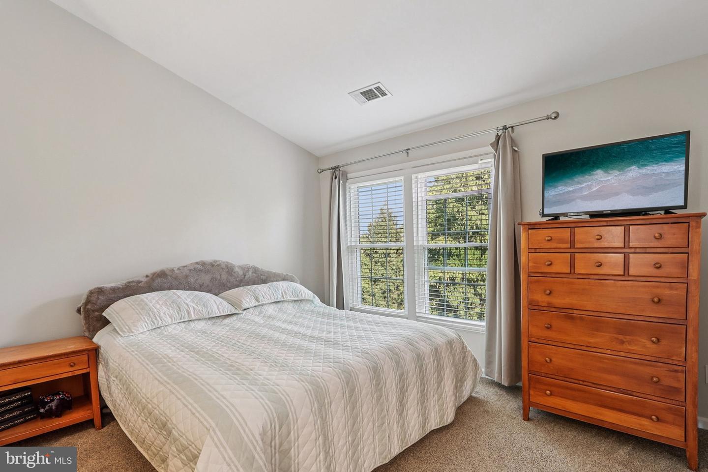 43218 CHOKEBERRY SQ, ASHBURN, Virginia 20147, 3 Bedrooms Bedrooms, ,2 BathroomsBathrooms,Residential,For sale,43218 CHOKEBERRY SQ,VALO2107458 MLS # VALO2107458 43218 CHOKEBERRY SQ, ASHBURN, Virginia 20147, 3 Bedrooms Bedrooms, ,2 BathroomsBathrooms,Residential,For sale,43218 CHOKEBERRY SQ,VALO2107458 MLS # VALO2107458