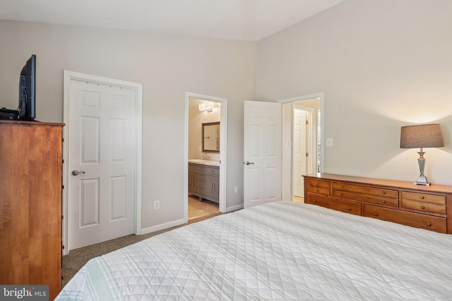 43218 CHOKEBERRY SQ, ASHBURN, Virginia 20147, 3 Bedrooms Bedrooms, ,2 BathroomsBathrooms,Residential,For sale,43218 CHOKEBERRY SQ,VALO2107458 MLS # VALO2107458 43218 CHOKEBERRY SQ, ASHBURN, Virginia 20147, 3 Bedrooms Bedrooms, ,2 BathroomsBathrooms,Residential,For sale,43218 CHOKEBERRY SQ,VALO2107458 MLS # VALO2107458