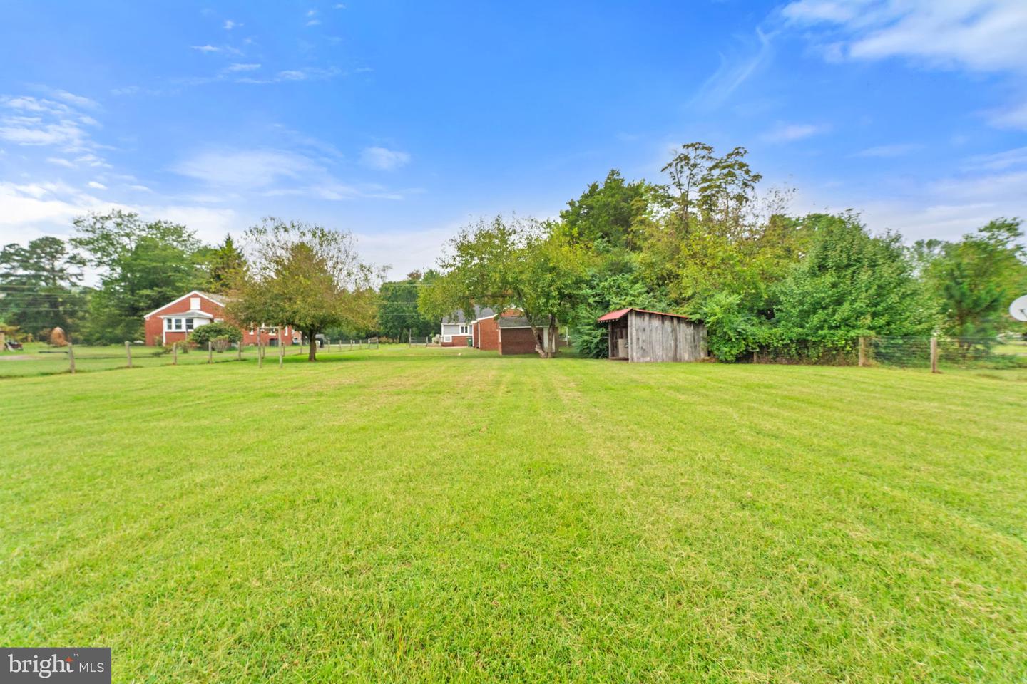 10048 DAHLGREN RD, KING GEORGE, Virginia 22485, 3 Bedrooms Bedrooms, ,2 BathroomsBathrooms,Residential,For sale,10048 DAHLGREN RD,VAKG2007048 MLS # VAKG2007048