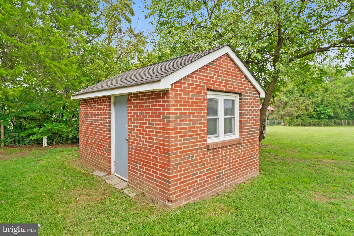 10048 DAHLGREN RD, KING GEORGE, Virginia 22485, 3 Bedrooms Bedrooms, ,2 BathroomsBathrooms,Residential,For sale,10048 DAHLGREN RD,VAKG2007048 MLS # VAKG2007048
