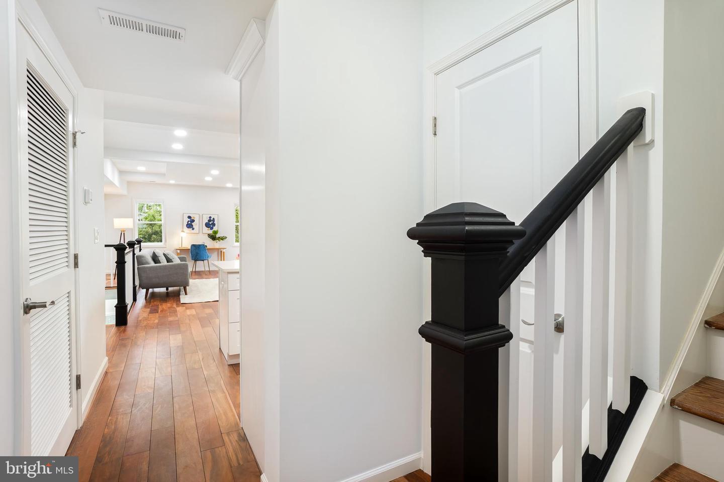 461 DELAFIELD PL NW, WASHINGTON, District Of Columbia 20011, 4 Bedrooms Bedrooms, ,4 BathroomsBathrooms,Residential,For sale,461 DELAFIELD PL NW,DCDC2223896 MLS # DCDC2223896