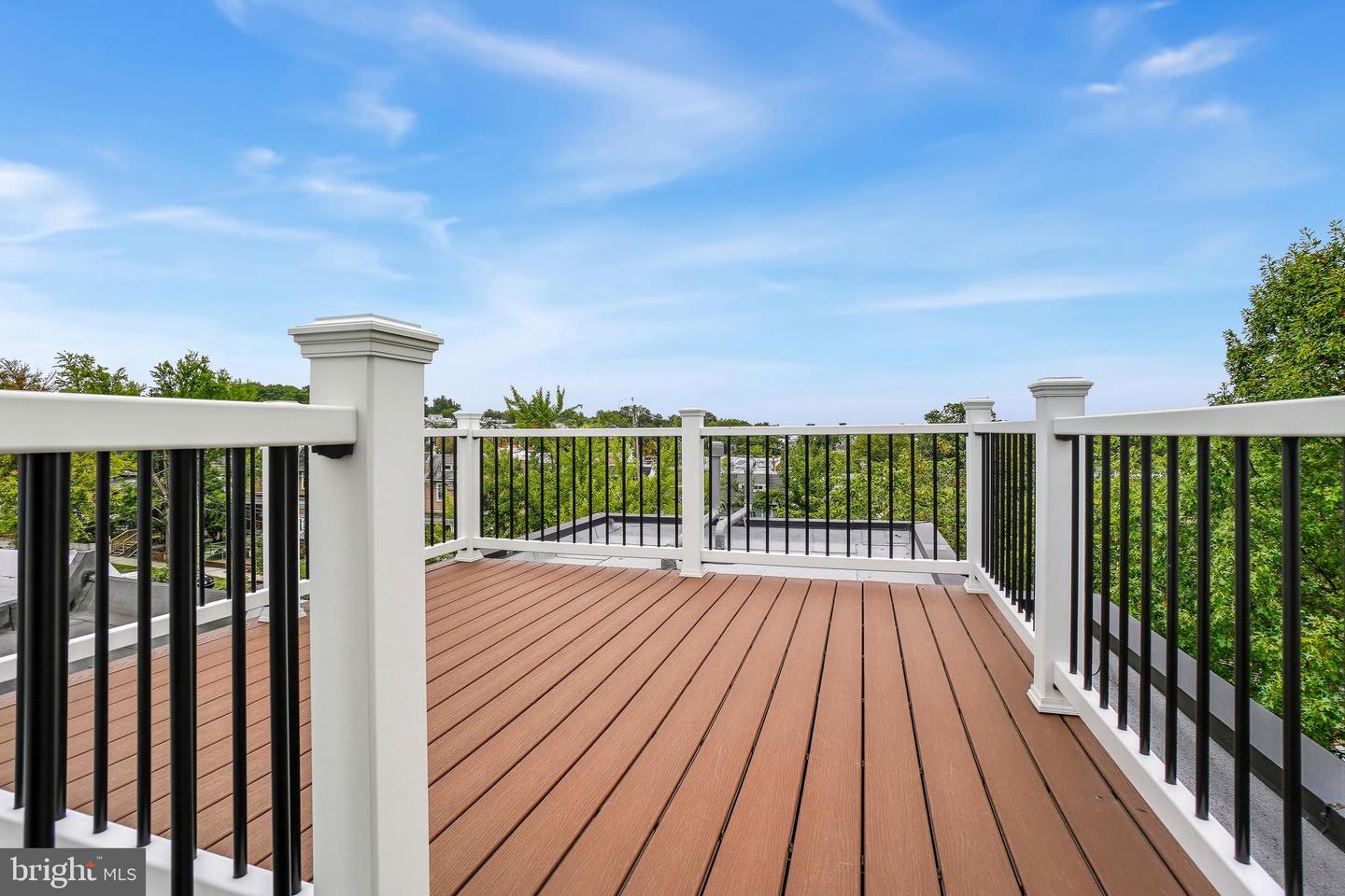 461 DELAFIELD PL NW, WASHINGTON, District Of Columbia 20011, 4 Bedrooms Bedrooms, ,4 BathroomsBathrooms,Residential,For sale,461 DELAFIELD PL NW,DCDC2223896 MLS # DCDC2223896