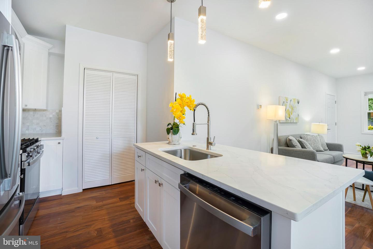 461 DELAFIELD PL NW, WASHINGTON, District Of Columbia 20011, 4 Bedrooms Bedrooms, ,4 BathroomsBathrooms,Residential,For sale,461 DELAFIELD PL NW,DCDC2223896 MLS # DCDC2223896