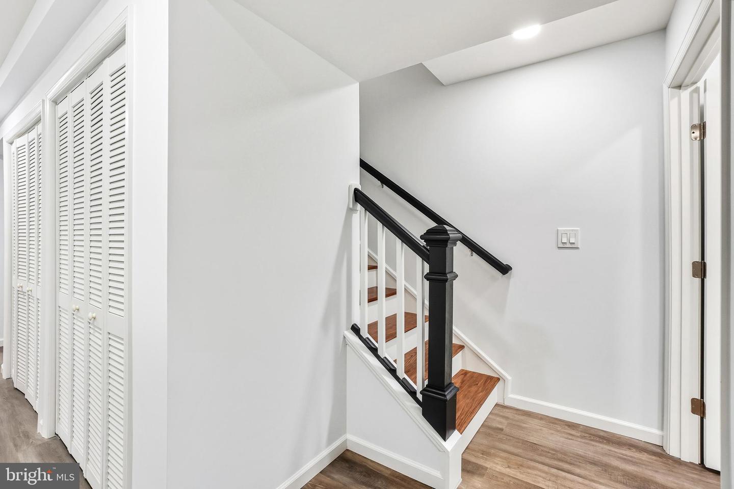 461 DELAFIELD PL NW, WASHINGTON, District Of Columbia 20011, 4 Bedrooms Bedrooms, ,4 BathroomsBathrooms,Residential,For sale,461 DELAFIELD PL NW,DCDC2223896 MLS # DCDC2223896