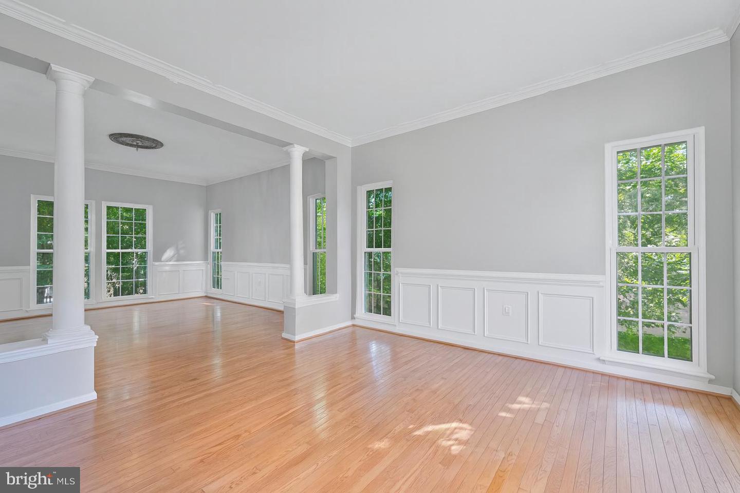 641 MEADE DR SW, LEESBURG, Virginia 20175, 5 Bedrooms Bedrooms, ,4 BathroomsBathrooms,Residential,For sale,641 MEADE DR SW,VALO2107494 MLS # VALO2107494