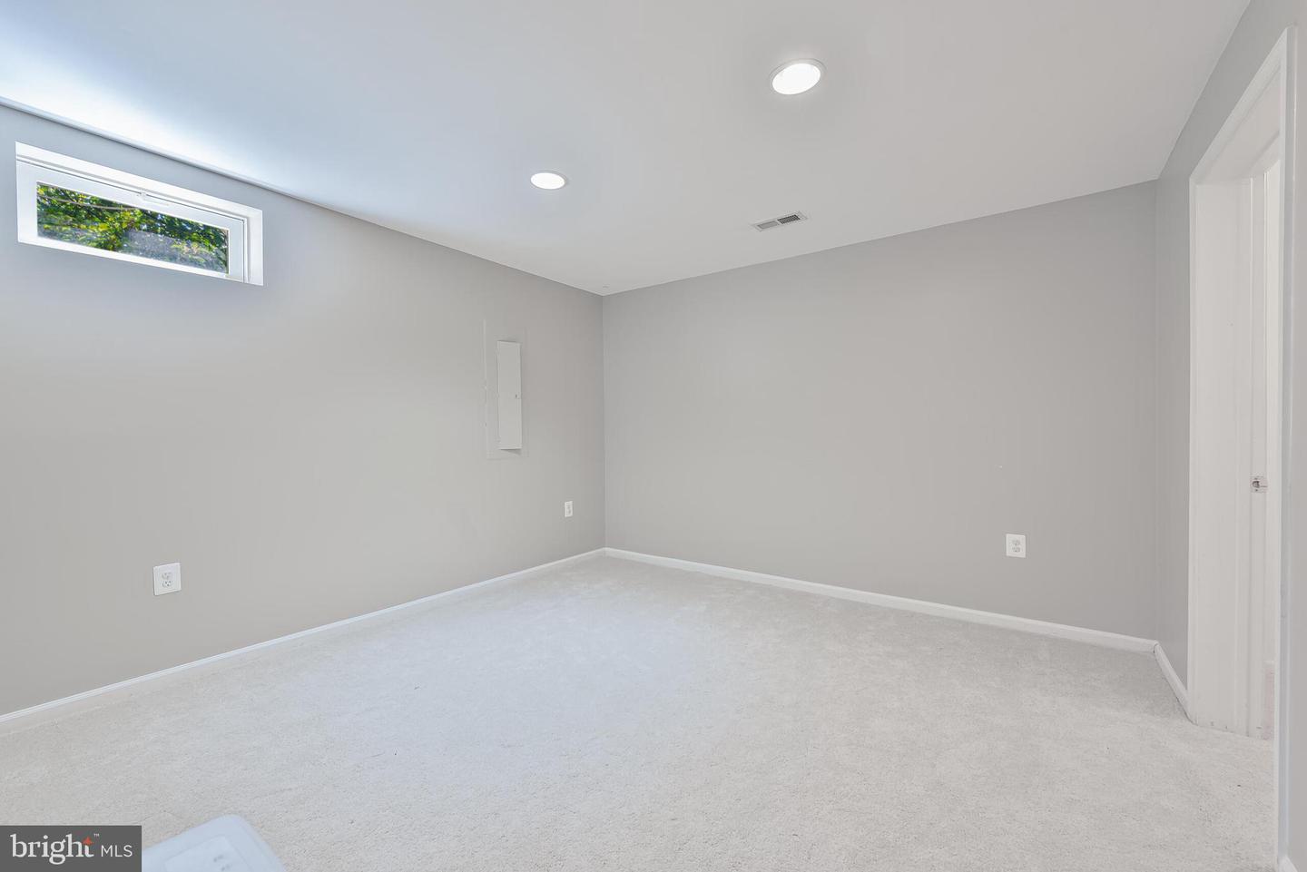 641 MEADE DR SW, LEESBURG, Virginia 20175, 5 Bedrooms Bedrooms, ,4 BathroomsBathrooms,Residential,For sale,641 MEADE DR SW,VALO2107494 MLS # VALO2107494