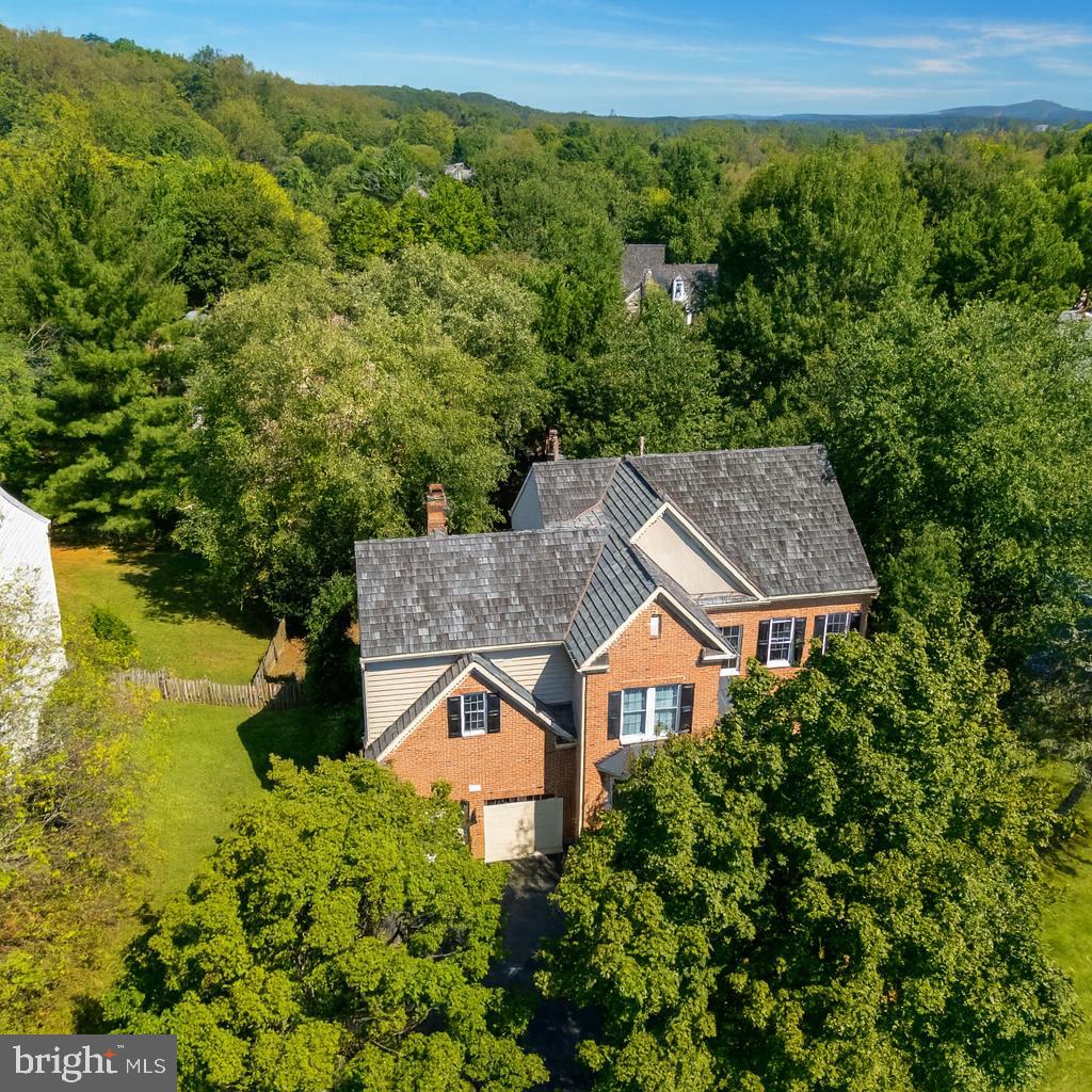 641 MEADE DR SW, LEESBURG, Virginia 20175, 5 Bedrooms Bedrooms, ,4 BathroomsBathrooms,Residential,For sale,641 MEADE DR SW,VALO2107494 MLS # VALO2107494
