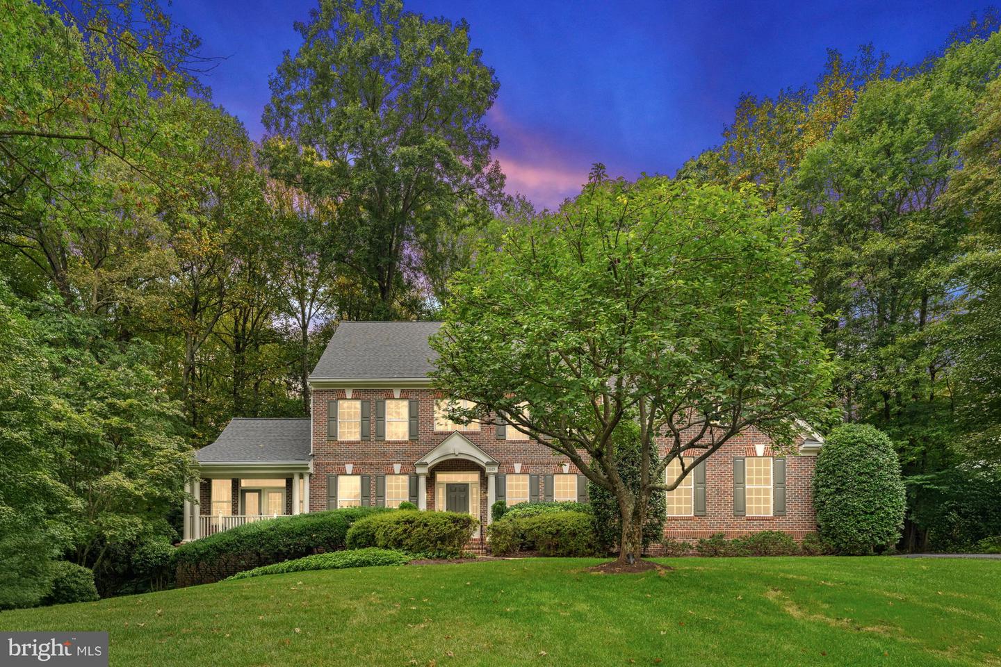 11689 HEINZ CT, OAKTON, Virginia 22124, 5 Bedrooms Bedrooms, ,4 BathroomsBathrooms,Residential,For sale,11689 HEINZ CT,VAFX2268998 MLS # VAFX2268998