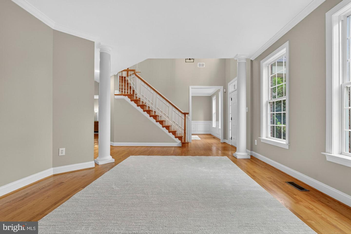 11689 HEINZ CT, OAKTON, Virginia 22124, 5 Bedrooms Bedrooms, ,4 BathroomsBathrooms,Residential,For sale,11689 HEINZ CT,VAFX2268998 MLS # VAFX2268998