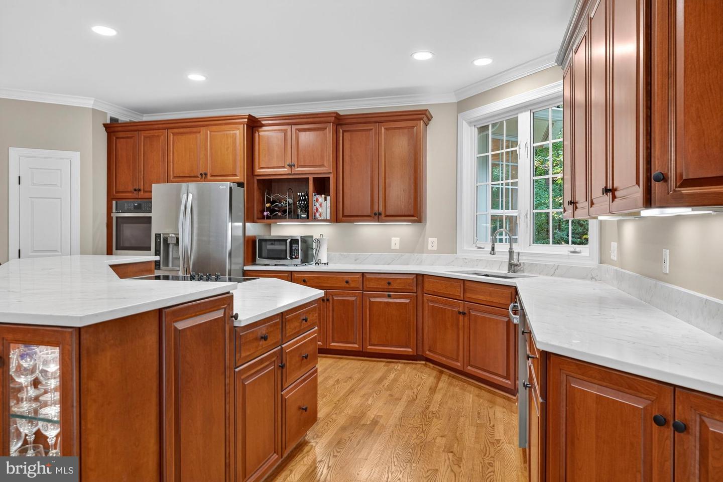 11689 HEINZ CT, OAKTON, Virginia 22124, 5 Bedrooms Bedrooms, ,4 BathroomsBathrooms,Residential,For sale,11689 HEINZ CT,VAFX2268998 MLS # VAFX2268998