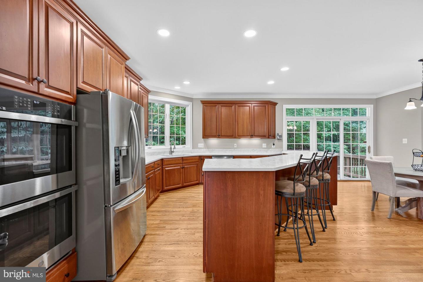 11689 HEINZ CT, OAKTON, Virginia 22124, 5 Bedrooms Bedrooms, ,4 BathroomsBathrooms,Residential,For sale,11689 HEINZ CT,VAFX2268998 MLS # VAFX2268998