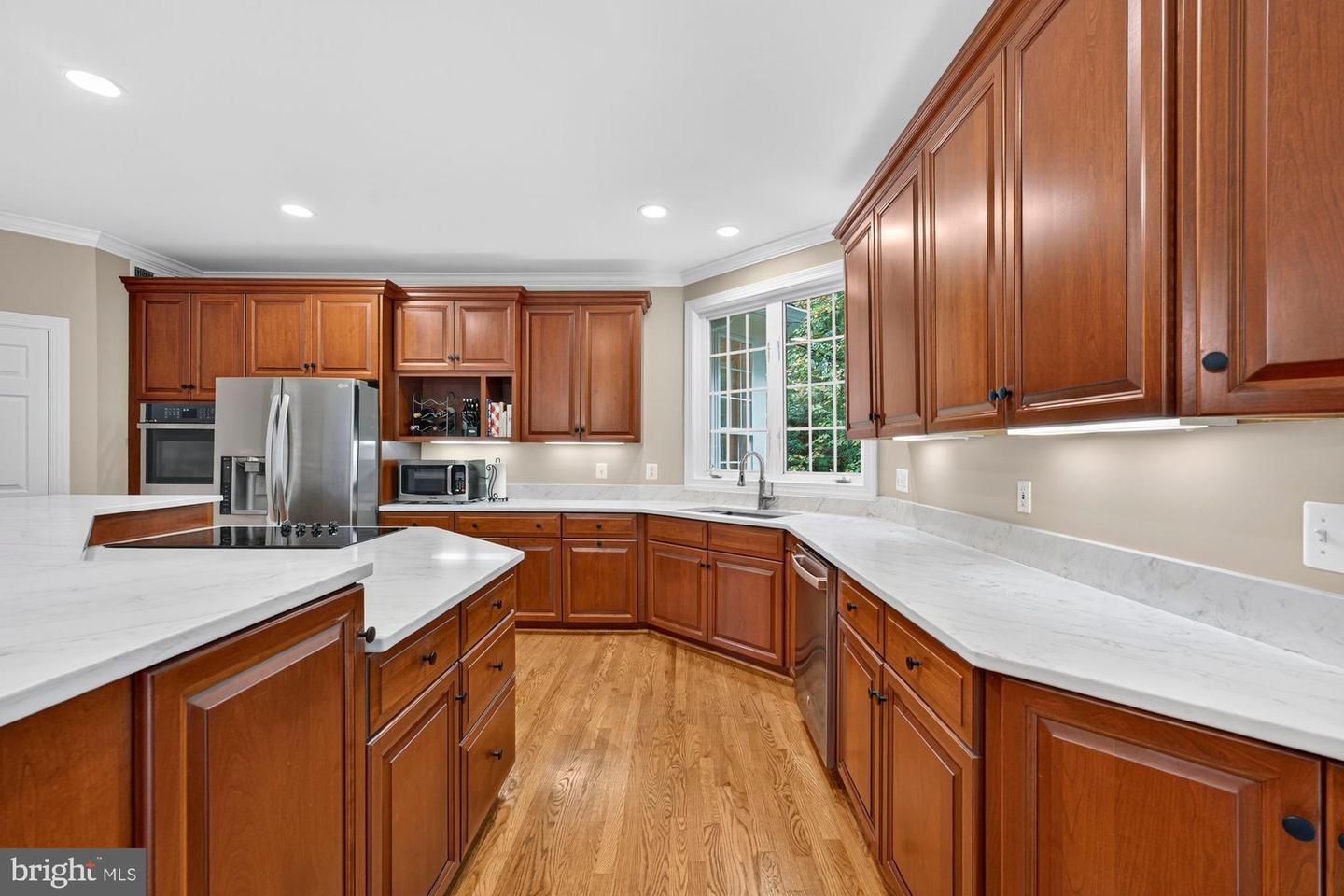 11689 HEINZ CT, OAKTON, Virginia 22124, 5 Bedrooms Bedrooms, ,4 BathroomsBathrooms,Residential,For sale,11689 HEINZ CT,VAFX2268998 MLS # VAFX2268998