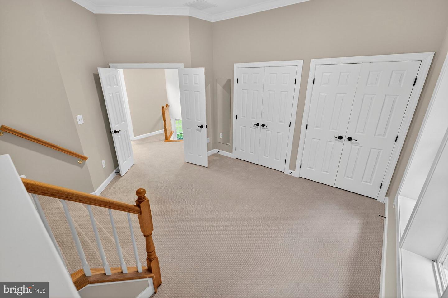 11689 HEINZ CT, OAKTON, Virginia 22124, 5 Bedrooms Bedrooms, ,4 BathroomsBathrooms,Residential,For sale,11689 HEINZ CT,VAFX2268998 MLS # VAFX2268998