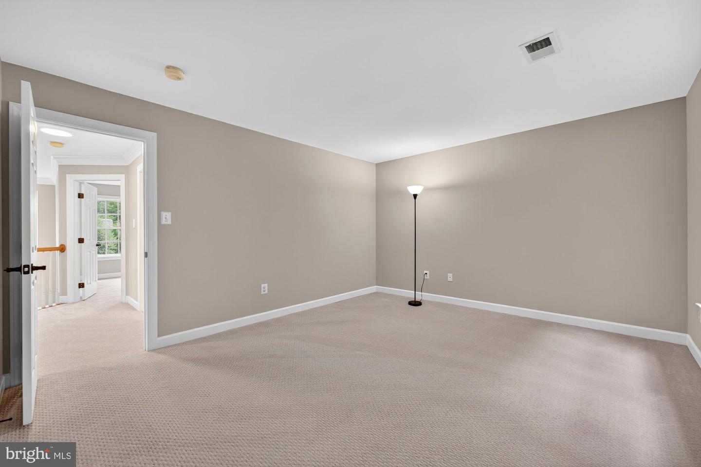11689 HEINZ CT, OAKTON, Virginia 22124, 5 Bedrooms Bedrooms, ,4 BathroomsBathrooms,Residential,For sale,11689 HEINZ CT,VAFX2268998 MLS # VAFX2268998