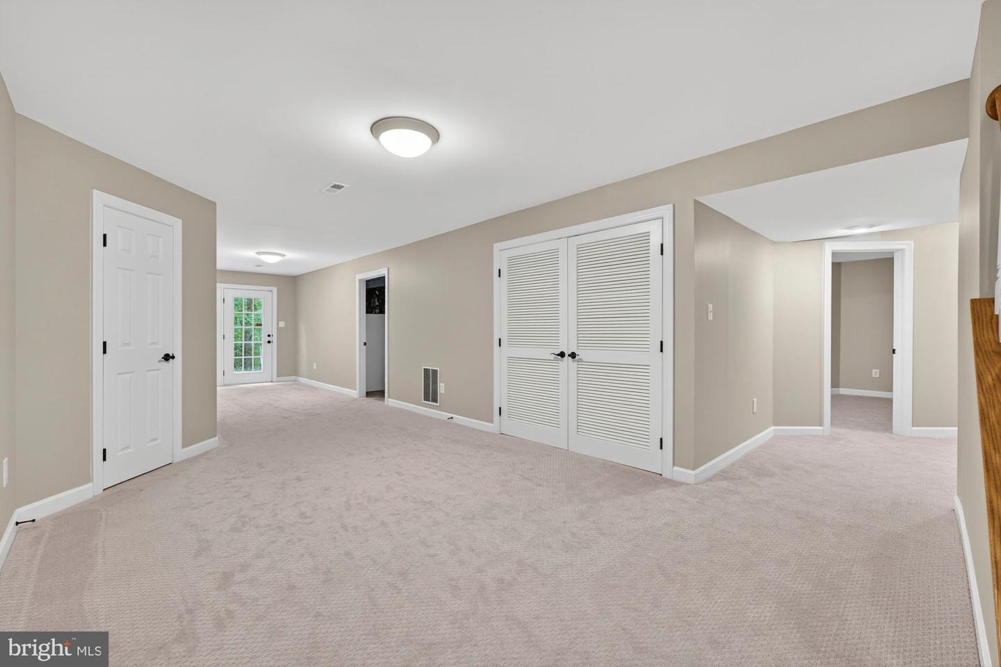 11689 HEINZ CT, OAKTON, Virginia 22124, 5 Bedrooms Bedrooms, ,4 BathroomsBathrooms,Residential,For sale,11689 HEINZ CT,VAFX2268998 MLS # VAFX2268998