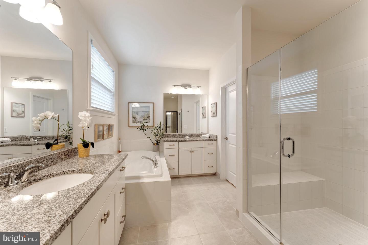 42788 MACBETH TER, ASHBURN, Virginia 20148, 3 Bedrooms Bedrooms, ,2 BathroomsBathrooms,Residential,For sale,42788 MACBETH TER,VALO2107498 MLS # VALO2107498