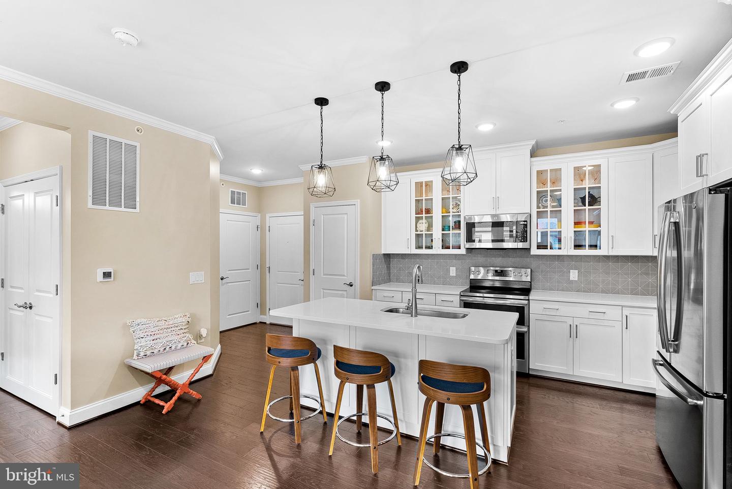 23630 HAVELOCK WALK TER #405, ASHBURN, Virginia 20148, 2 Bedrooms Bedrooms, ,2 BathroomsBathrooms,Residential,For sale,23630 HAVELOCK WALK TER #405,VALO2107510 MLS # VALO2107510