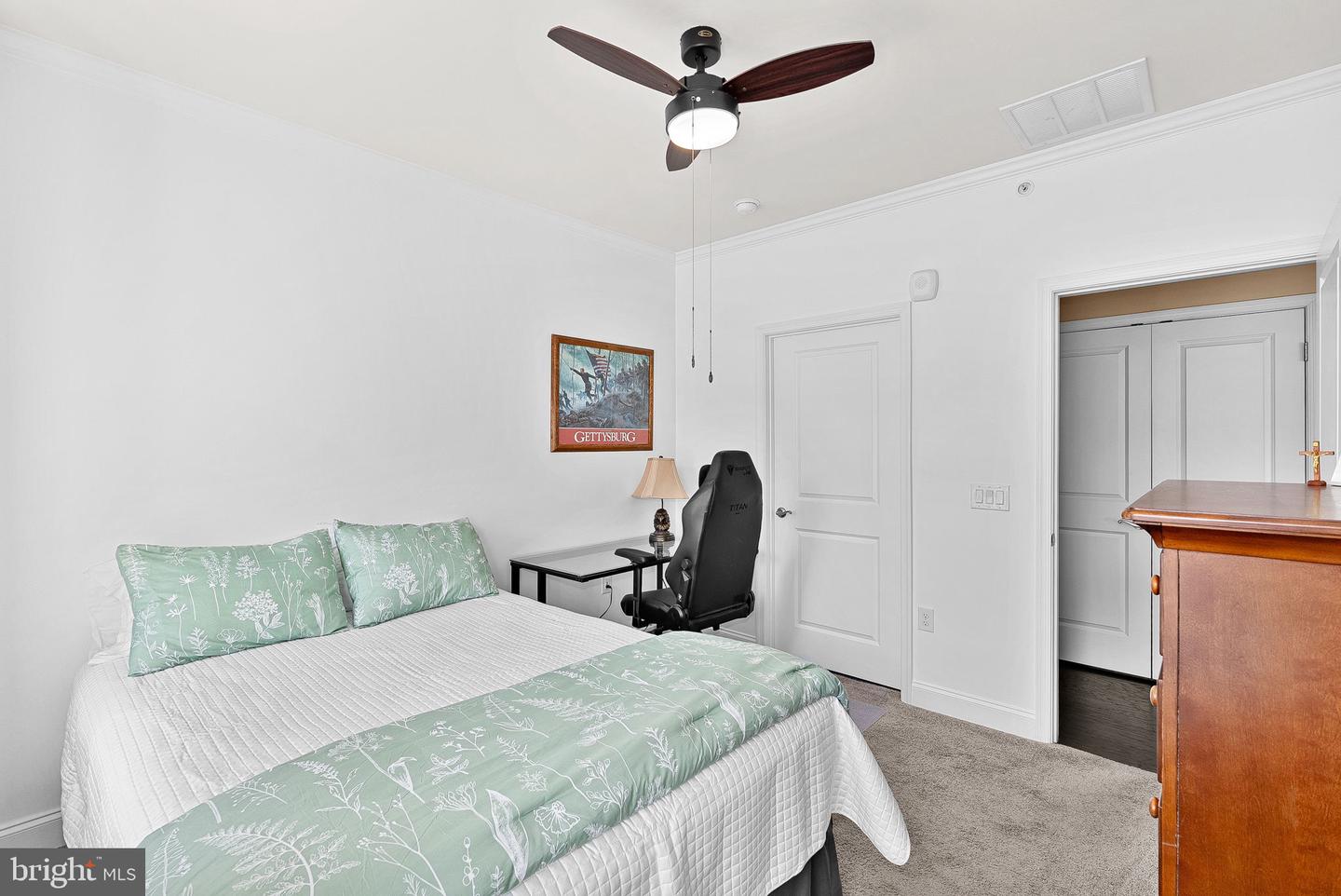 23630 HAVELOCK WALK TER #405, ASHBURN, Virginia 20148, 2 Bedrooms Bedrooms, ,2 BathroomsBathrooms,Residential,For sale,23630 HAVELOCK WALK TER #405,VALO2107510 MLS # VALO2107510