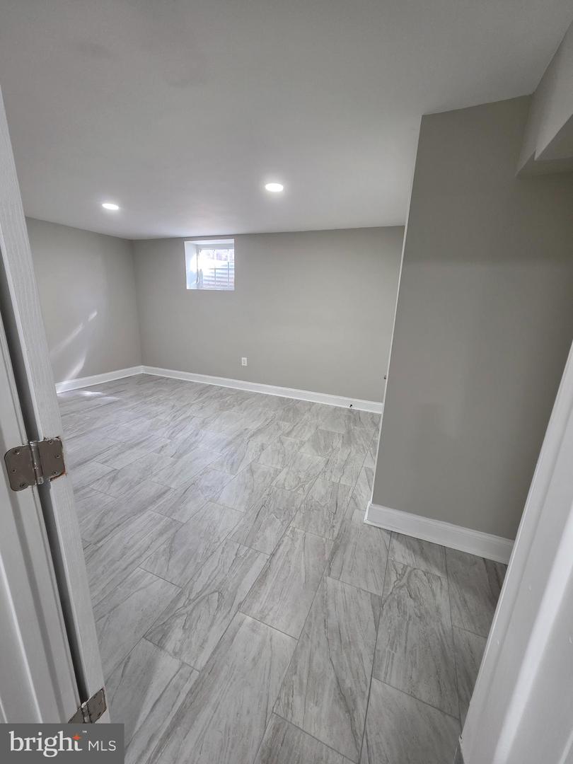 6724 WESTLAWN DR, FALLS CHURCH, Virginia 22042, 6 Bedrooms Bedrooms, ,4 BathroomsBathrooms,Residential,For sale,6724 WESTLAWN DR,VAFX2269006 MLS # VAFX2269006