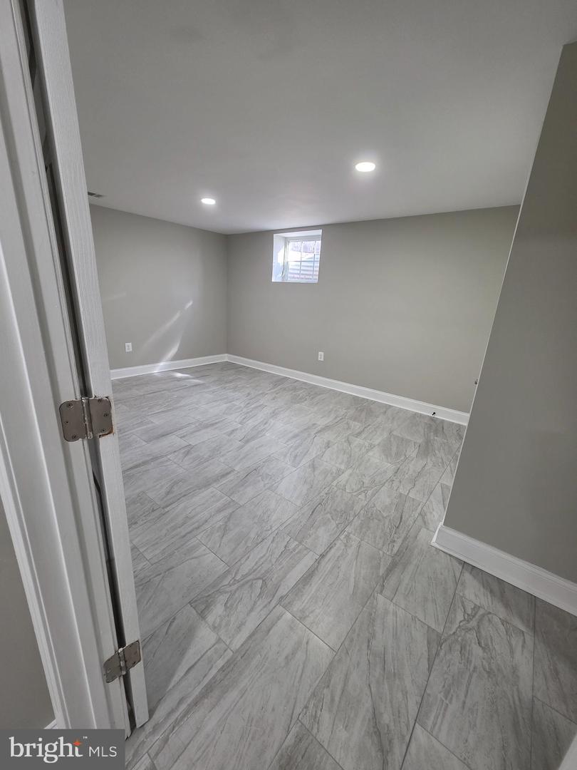 6724 WESTLAWN DR, FALLS CHURCH, Virginia 22042, 6 Bedrooms Bedrooms, ,4 BathroomsBathrooms,Residential,For sale,6724 WESTLAWN DR,VAFX2269006 MLS # VAFX2269006