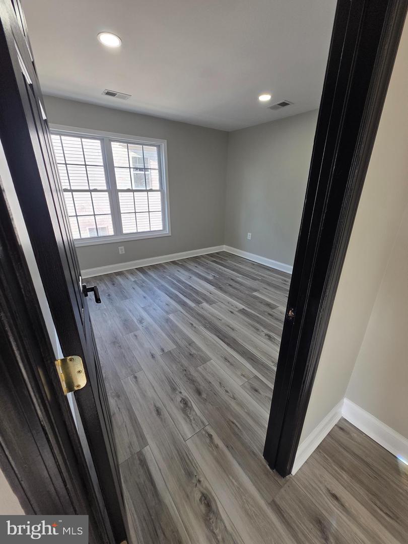 6724 WESTLAWN DR, FALLS CHURCH, Virginia 22042, 6 Bedrooms Bedrooms, ,4 BathroomsBathrooms,Residential,For sale,6724 WESTLAWN DR,VAFX2269006 MLS # VAFX2269006