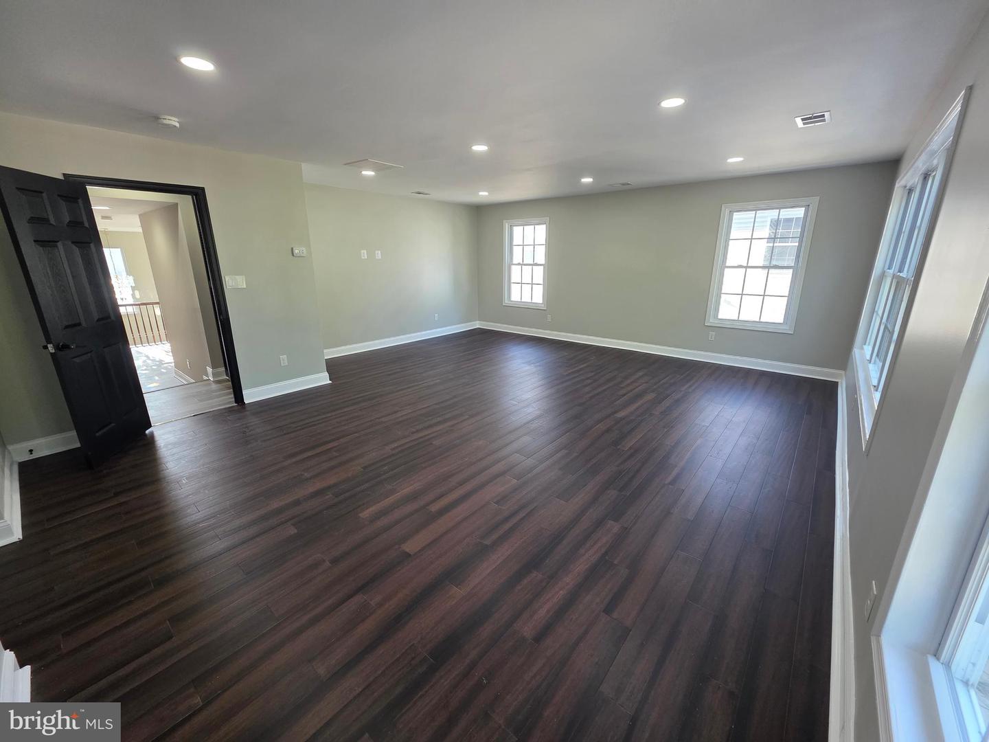 6724 WESTLAWN DR, FALLS CHURCH, Virginia 22042, 6 Bedrooms Bedrooms, ,4 BathroomsBathrooms,Residential,For sale,6724 WESTLAWN DR,VAFX2269006 MLS # VAFX2269006