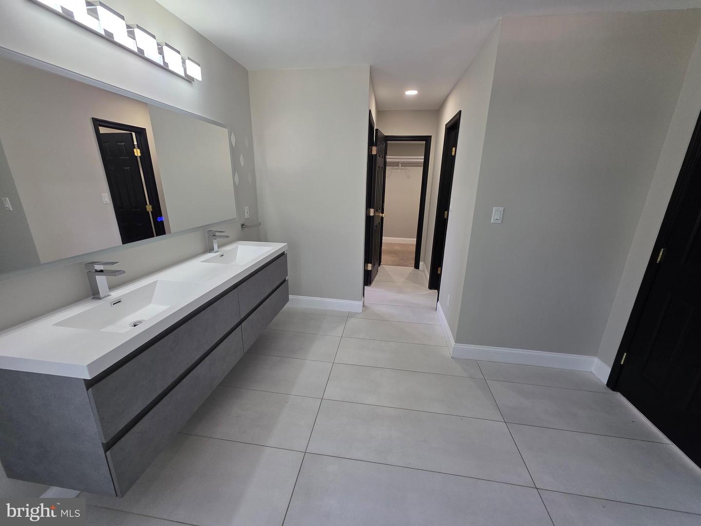 6724 WESTLAWN DR, FALLS CHURCH, Virginia 22042, 6 Bedrooms Bedrooms, ,4 BathroomsBathrooms,Residential,For sale,6724 WESTLAWN DR,VAFX2269006 MLS # VAFX2269006