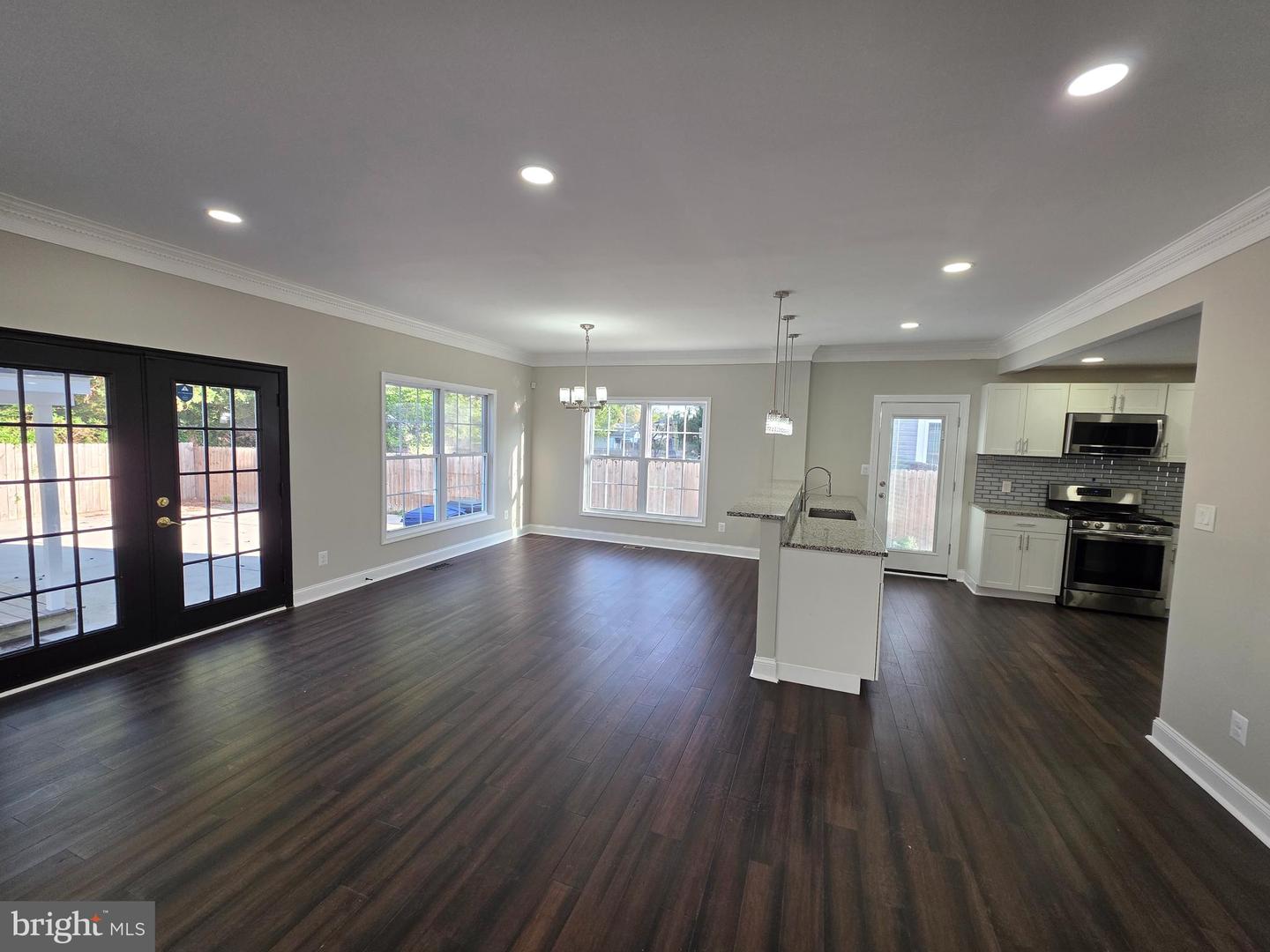6724 WESTLAWN DR, FALLS CHURCH, Virginia 22042, 6 Bedrooms Bedrooms, ,4 BathroomsBathrooms,Residential,For sale,6724 WESTLAWN DR,VAFX2269006 MLS # VAFX2269006