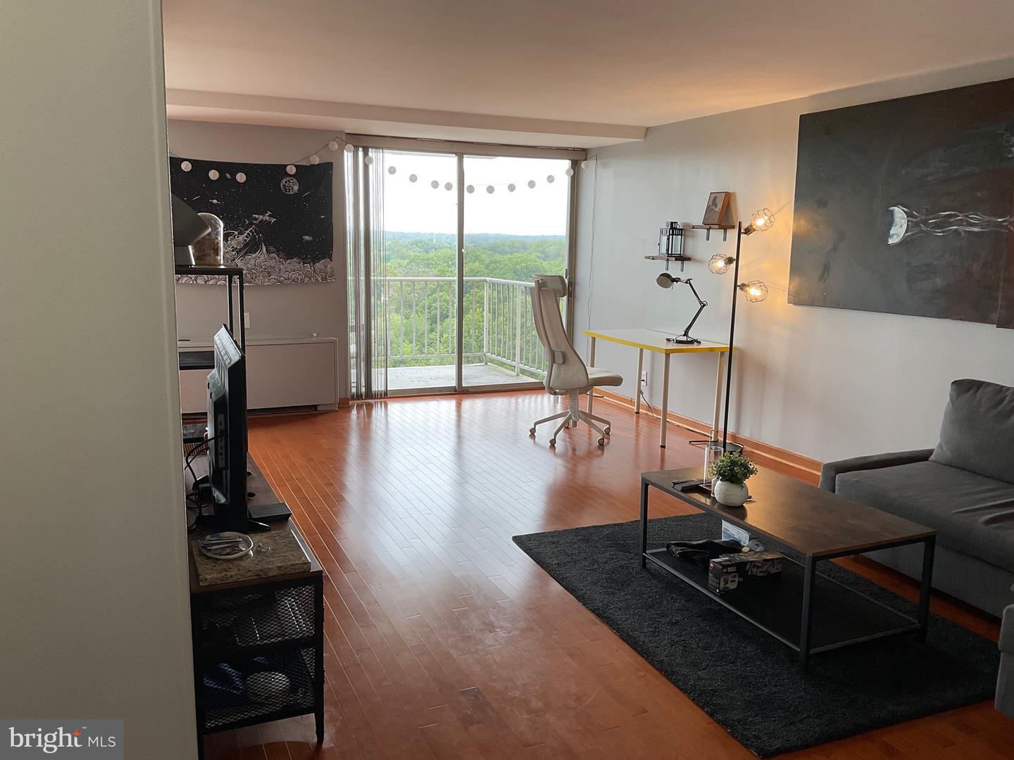301 N BEAUREGARD ST #1114, ALEXANDRIA, Virginia 22312, 1 Bedroom Bedrooms, ,1 BathroomBathrooms,Residential,For sale,301 N BEAUREGARD ST #1114,VAAX2050120 MLS # VAAX2050120