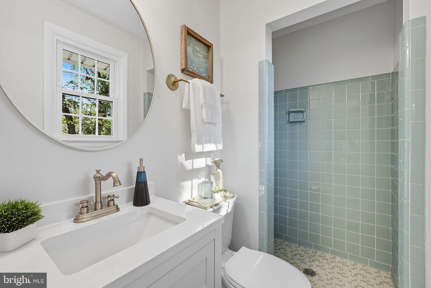 14615 BAUGHER DR, CENTREVILLE, Virginia 20120, 3 Bedrooms Bedrooms, ,2 BathroomsBathrooms,Residential,For sale,14615 BAUGHER DR,VAFX2269156 MLS # VAFX2269156