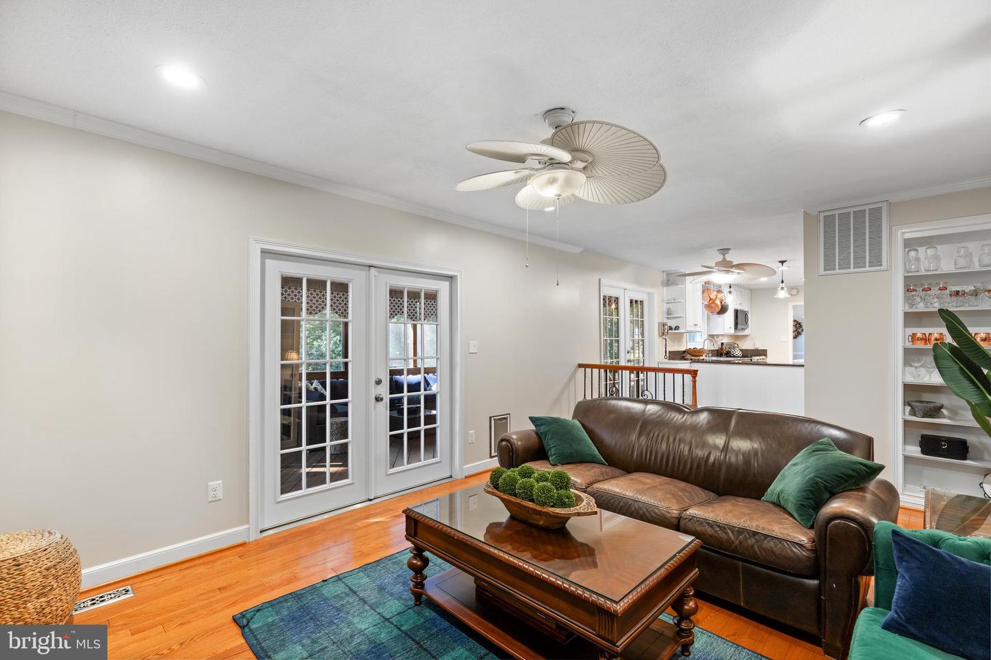 15350 MAYWOOD DR, DUMFRIES, Virginia 22025, 4 Bedrooms Bedrooms, ,2 BathroomsBathrooms,Residential,For sale,15350 MAYWOOD DR,VAPW2104714 MLS # VAPW2104714