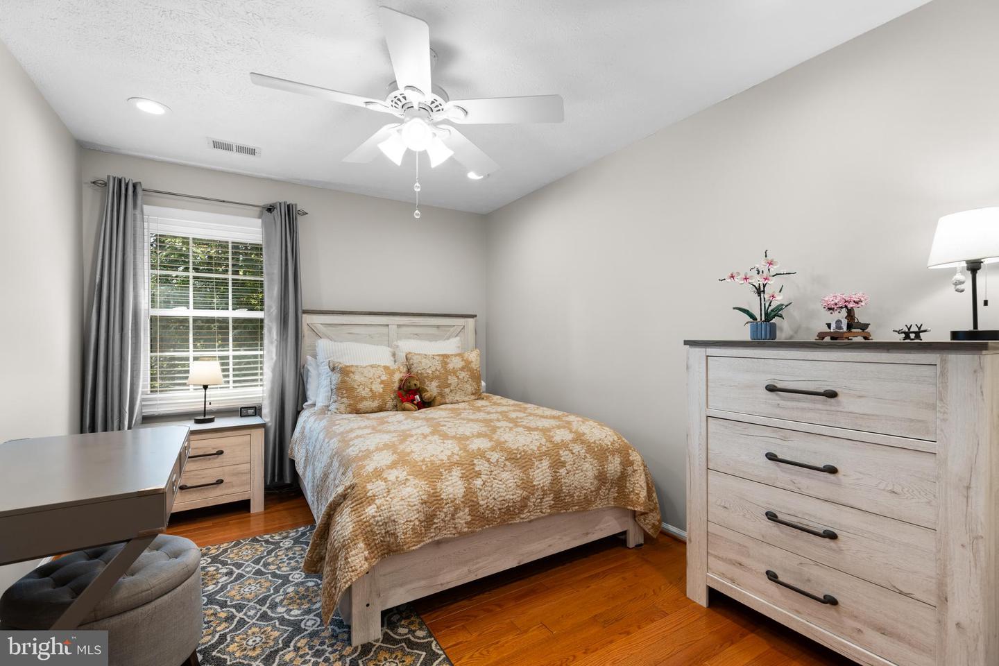 15350 MAYWOOD DR, DUMFRIES, Virginia 22025, 4 Bedrooms Bedrooms, ,2 BathroomsBathrooms,Residential,For sale,15350 MAYWOOD DR,VAPW2104714 MLS # VAPW2104714