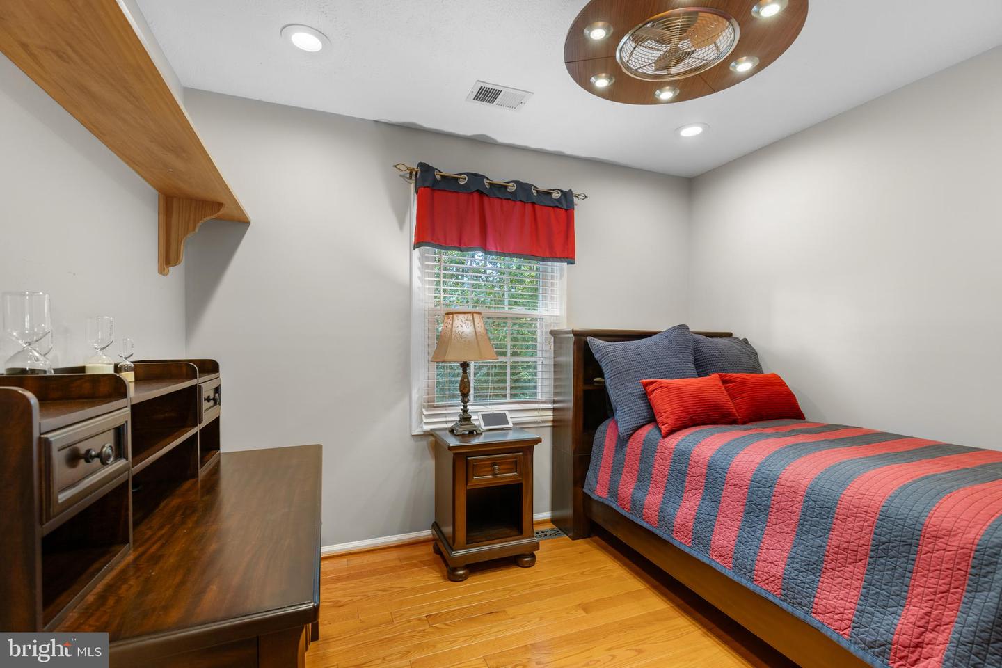 15350 MAYWOOD DR, DUMFRIES, Virginia 22025, 4 Bedrooms Bedrooms, ,2 BathroomsBathrooms,Residential,For sale,15350 MAYWOOD DR,VAPW2104714 MLS # VAPW2104714