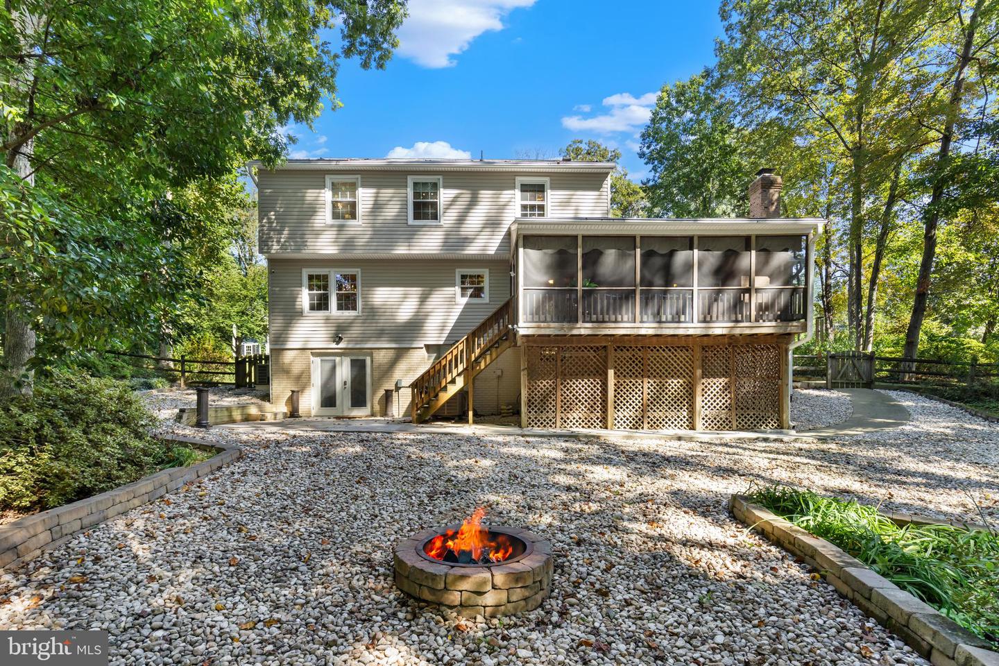 15350 MAYWOOD DR, DUMFRIES, Virginia 22025, 4 Bedrooms Bedrooms, ,2 BathroomsBathrooms,Residential,For sale,15350 MAYWOOD DR,VAPW2104714 MLS # VAPW2104714