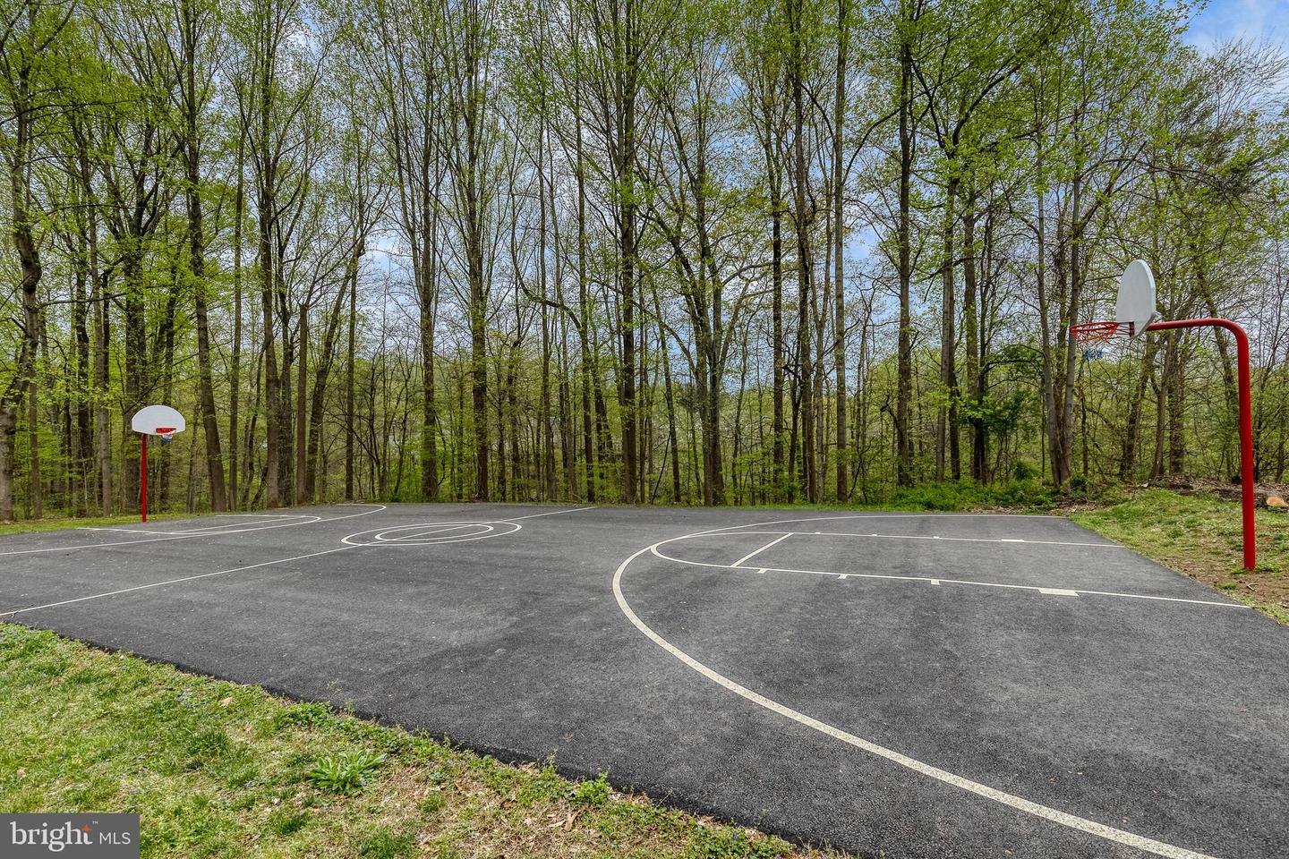 15350 MAYWOOD DR, DUMFRIES, Virginia 22025, 4 Bedrooms Bedrooms, ,2 BathroomsBathrooms,Residential,For sale,15350 MAYWOOD DR,VAPW2104714 MLS # VAPW2104714