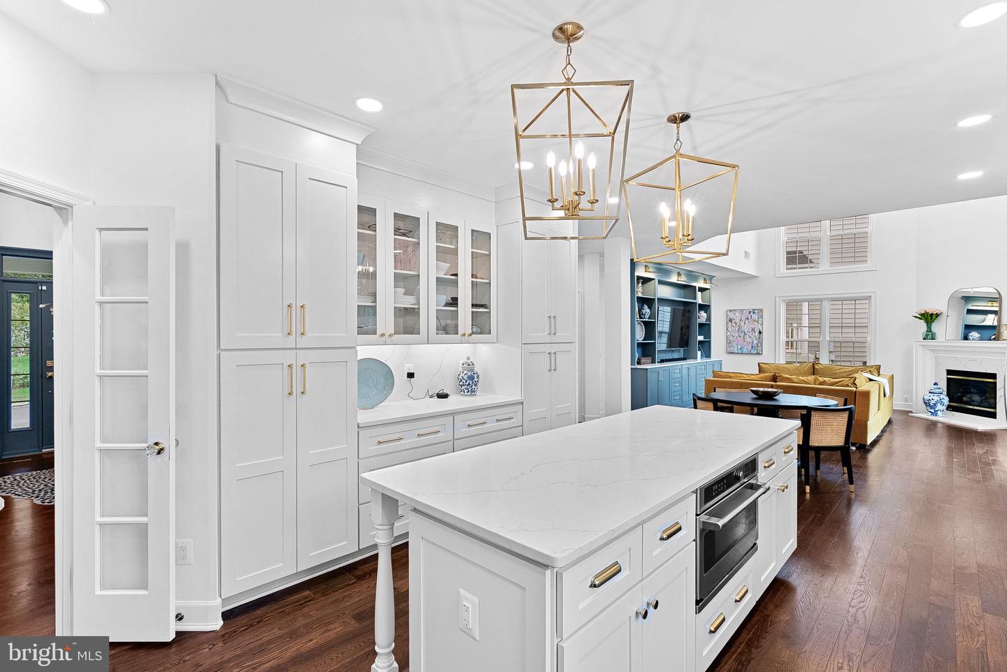 207 LAWNHILL CT SW, LEESBURG, Virginia 20175, 4 Bedrooms Bedrooms, ,3 BathroomsBathrooms,Residential,For sale,207 LAWNHILL CT SW,VALO2107582 MLS # VALO2107582