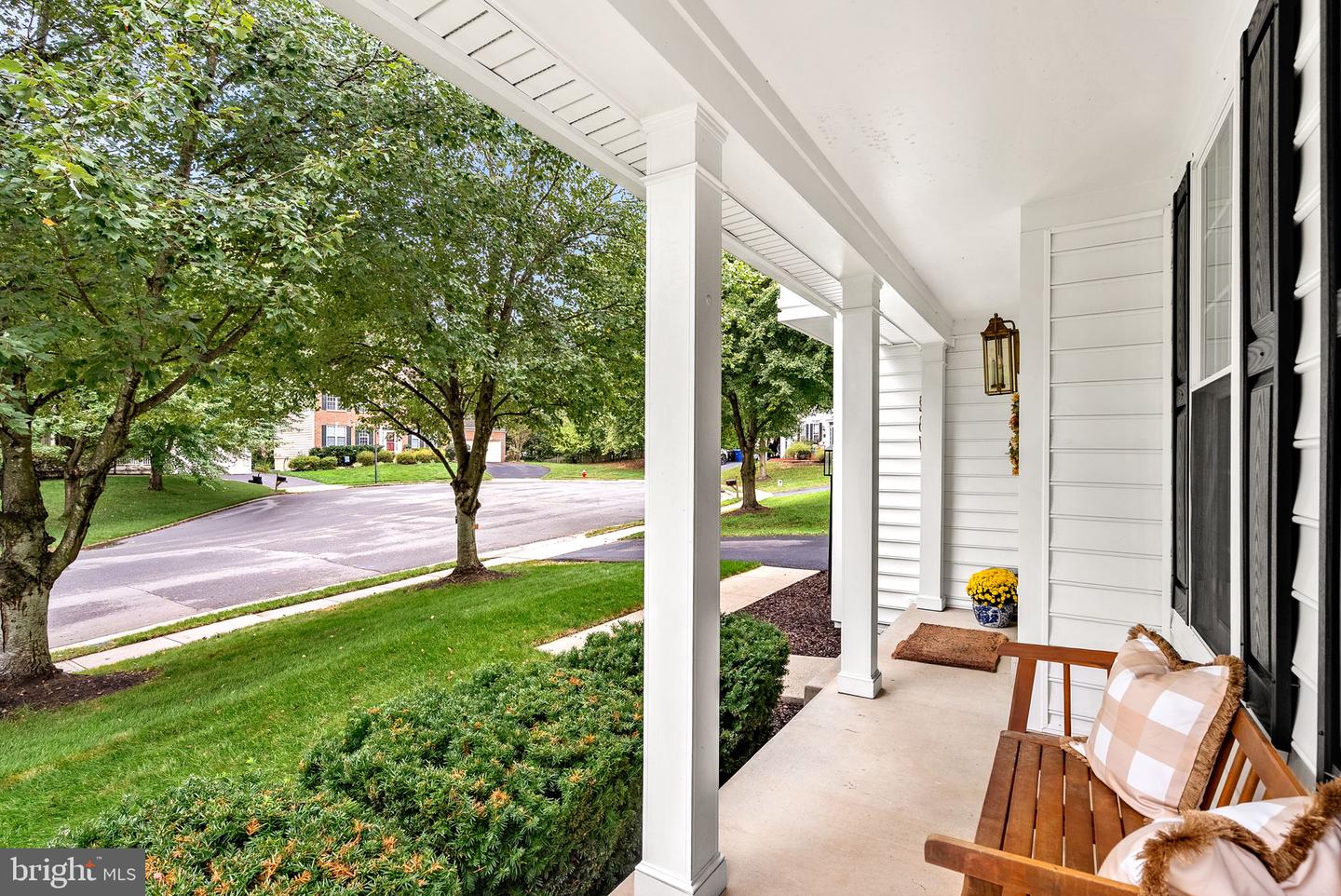 207 LAWNHILL CT SW, LEESBURG, Virginia 20175, 4 Bedrooms Bedrooms, ,3 BathroomsBathrooms,Residential,For sale,207 LAWNHILL CT SW,VALO2107582 MLS # VALO2107582