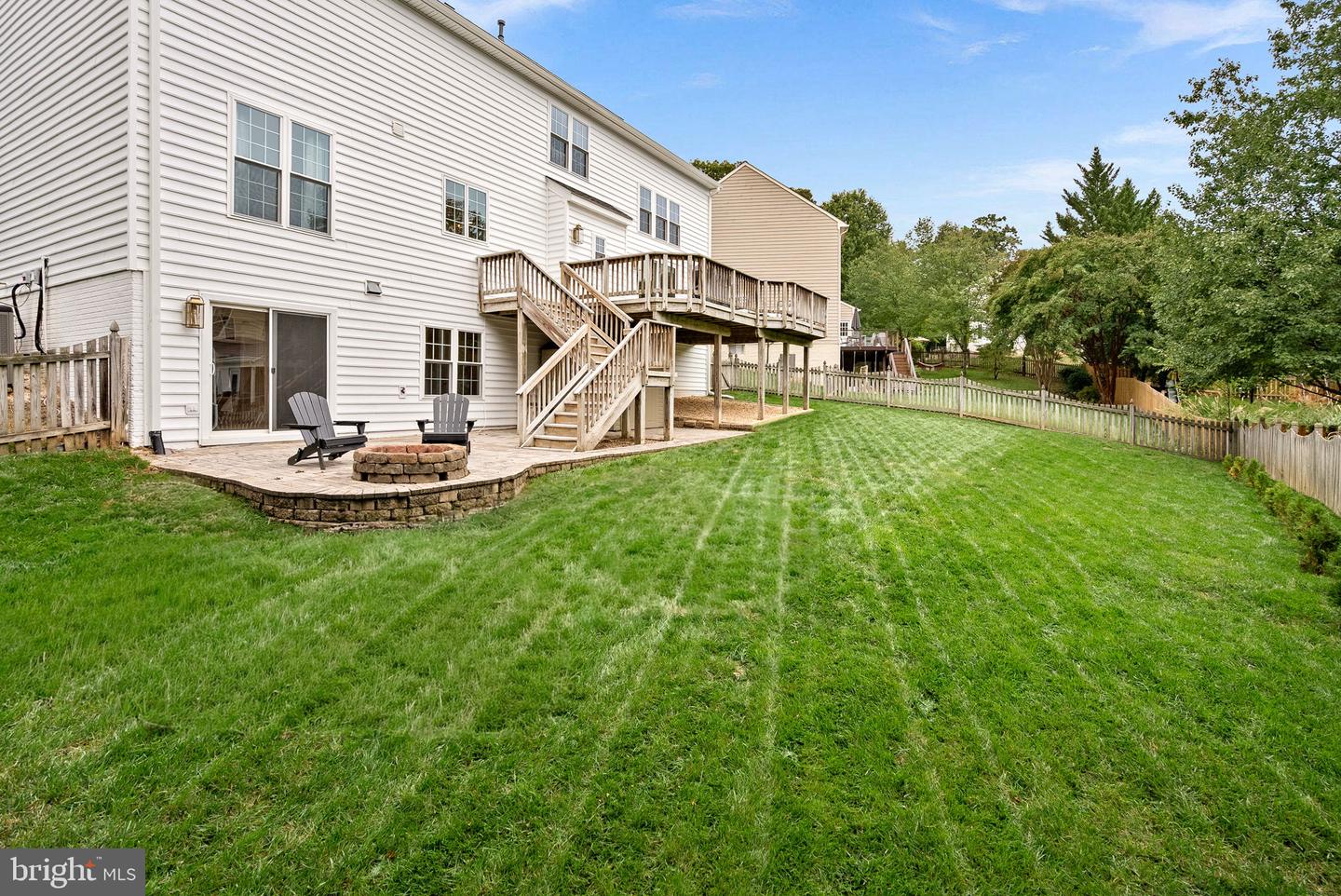 207 LAWNHILL CT SW, LEESBURG, Virginia 20175, 4 Bedrooms Bedrooms, ,3 BathroomsBathrooms,Residential,For sale,207 LAWNHILL CT SW,VALO2107582 MLS # VALO2107582