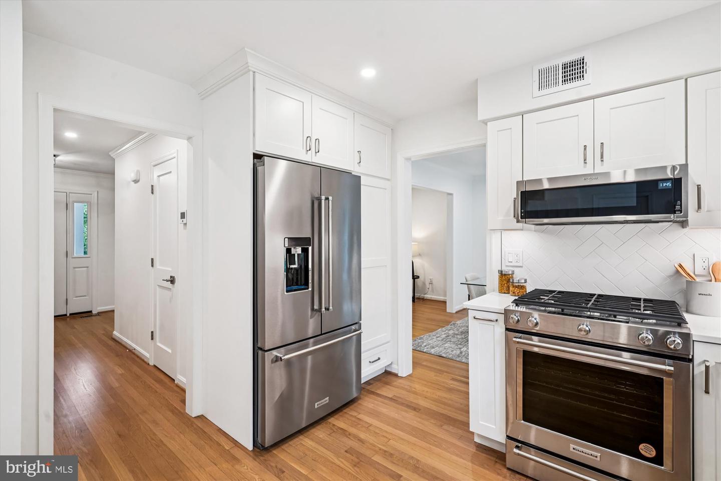 11952 HAWKSBEARD CT, OAKTON, Virginia 22124, 4 Bedrooms Bedrooms, ,2 BathroomsBathrooms,Residential,For sale,11952 HAWKSBEARD CT,VAFX2269138 MLS # VAFX2269138
