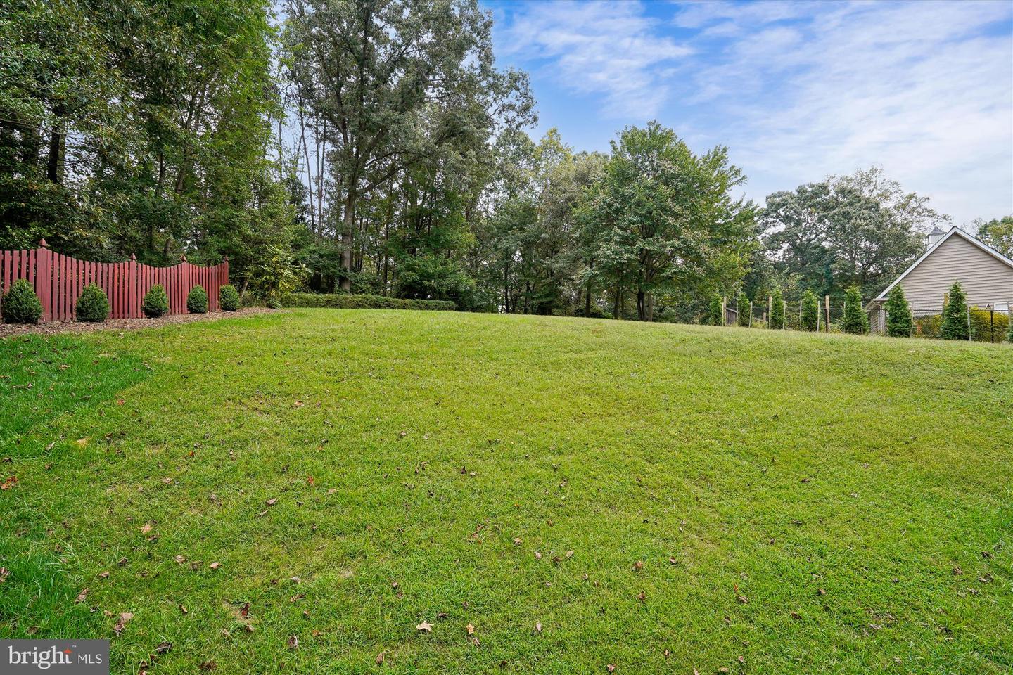11952 HAWKSBEARD CT, OAKTON, Virginia 22124, 4 Bedrooms Bedrooms, ,2 BathroomsBathrooms,Residential,For sale,11952 HAWKSBEARD CT,VAFX2269138 MLS # VAFX2269138