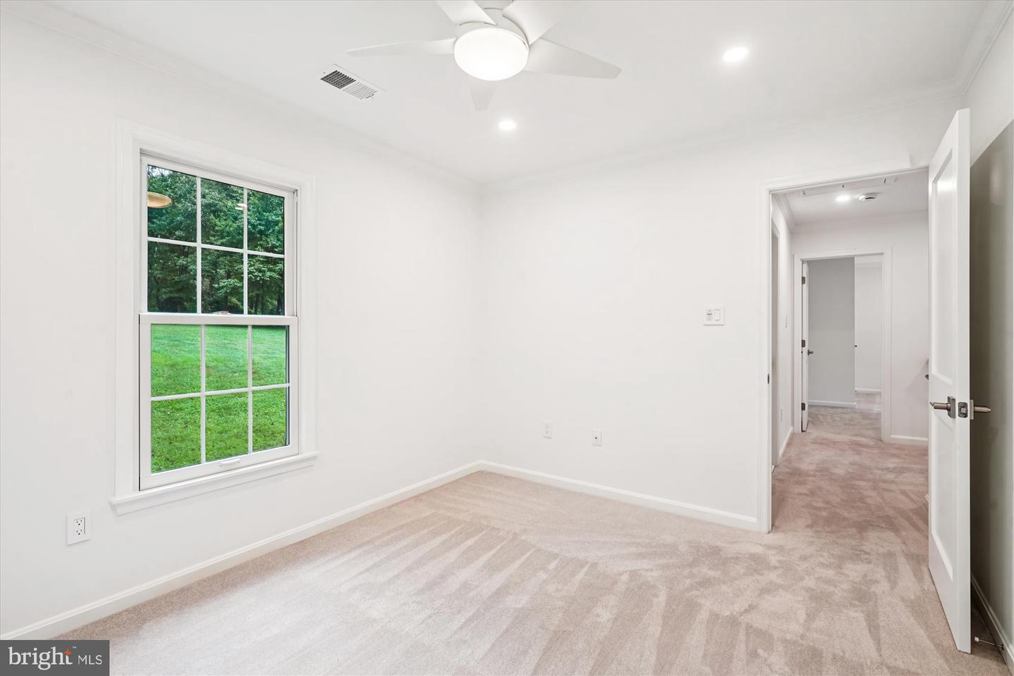 11952 HAWKSBEARD CT, OAKTON, Virginia 22124, 4 Bedrooms Bedrooms, ,2 BathroomsBathrooms,Residential,For sale,11952 HAWKSBEARD CT,VAFX2269138 MLS # VAFX2269138