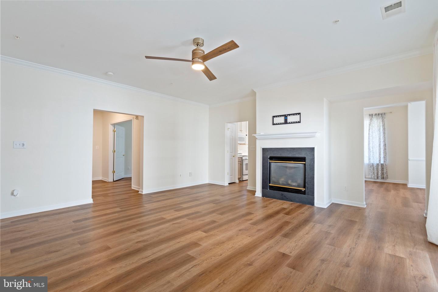 20745 ROYAL PALACE SQ #210, STERLING, Virginia 20165, 3 Bedrooms Bedrooms, ,2 BathroomsBathrooms,Residential,For sale,20745 ROYAL PALACE SQ #210,VALO2107332 MLS # VALO2107332
