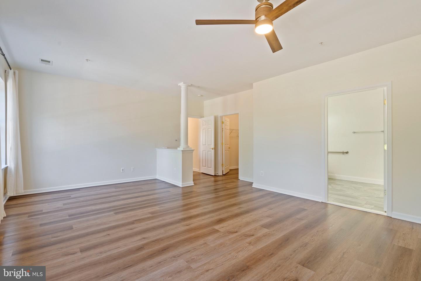 20745 ROYAL PALACE SQ #210, STERLING, Virginia 20165, 3 Bedrooms Bedrooms, ,2 BathroomsBathrooms,Residential,For sale,20745 ROYAL PALACE SQ #210,VALO2107332 MLS # VALO2107332